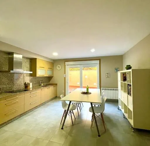 Carrerahouses Benilde Con Garaje Apartman